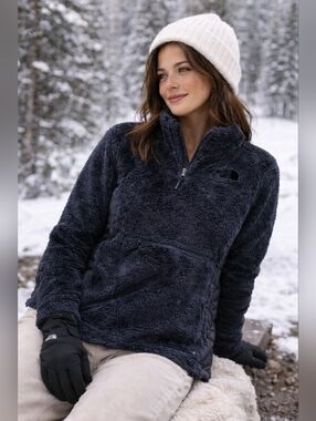 The North Face Women’s Osito Weathered Black Pullover Jacket